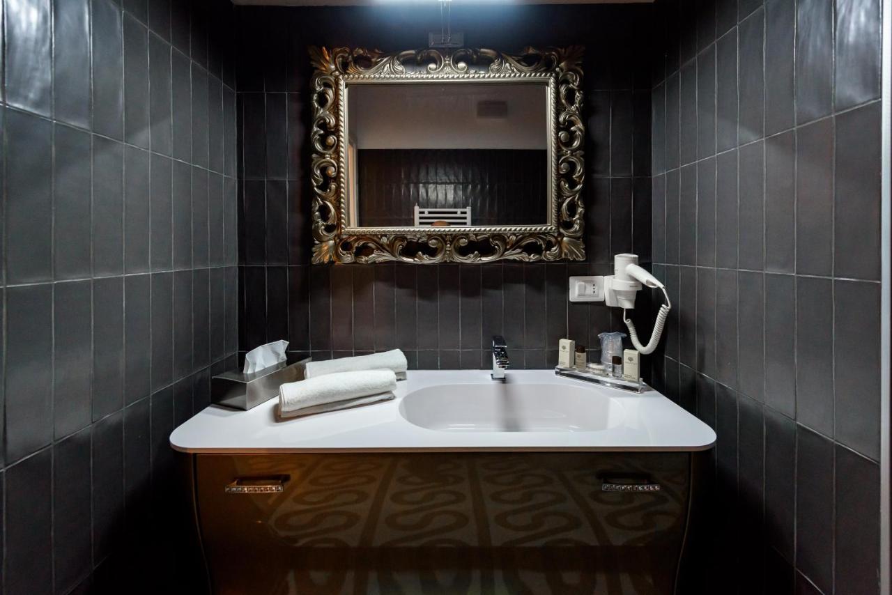 Marie Claire & Apart-hotel Vasto